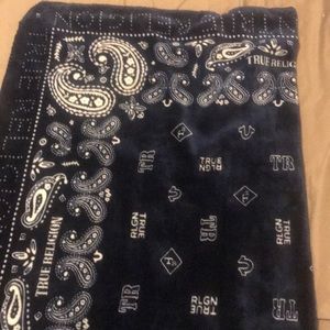 True religion blanket